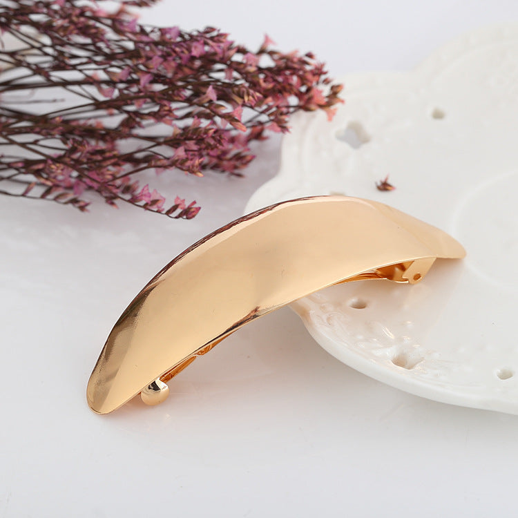 Alba Curve Clip | Satin Gold